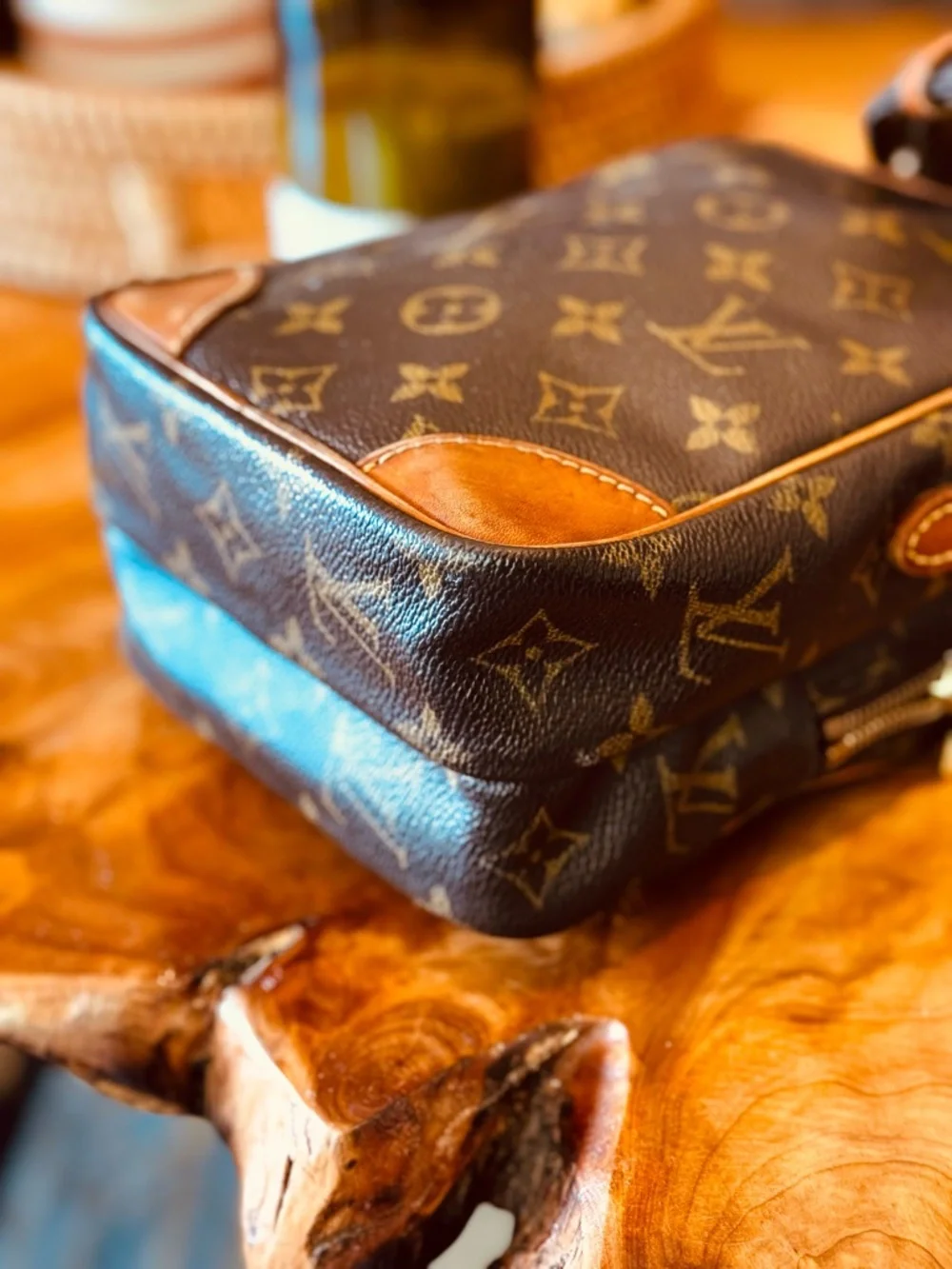 Louis Vuitton Crossbody monogram bag DANUBE vintage 2003 - Picture 9 of 17